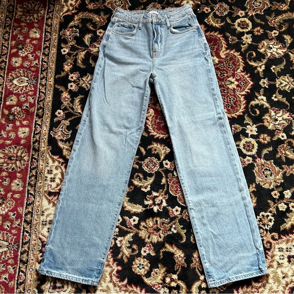 f21 light wash wide leg baggy bootcut jeans